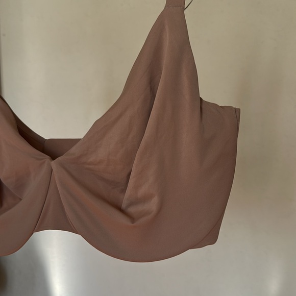SKIMS SMOOTHING INTIMATES FULL COVERAGE BRA size‎ 34DDDD sienna - Picture 5 of 6